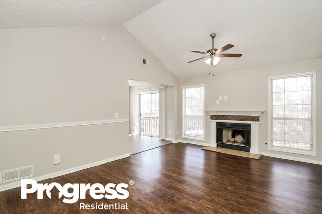 Building Photo - 2526 Riverwood Spg
