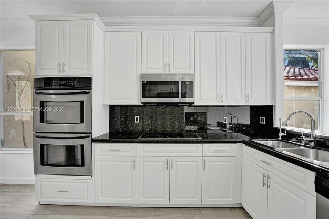 Building Photo - 2508 Cardaman Ave