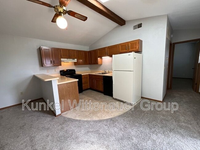 Building Photo - 218 Eagle Ridge