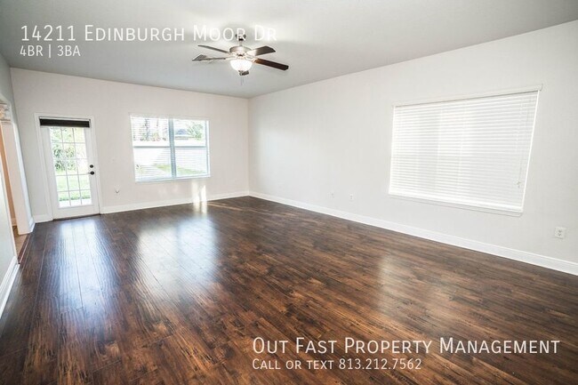 Building Photo - Spacious and Modern 4-Bedroom Home with a ...