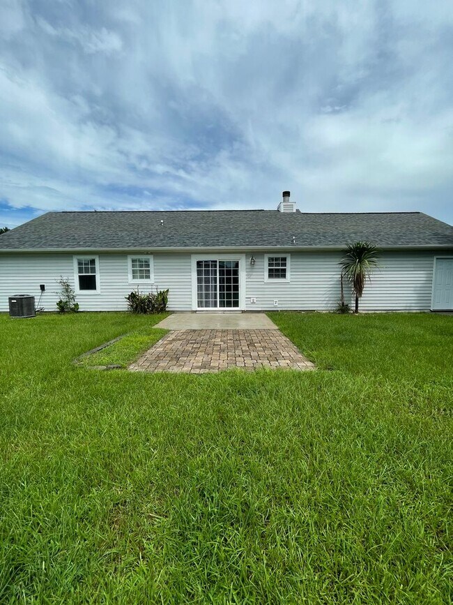 Building Photo - 164 Glenwood Dr