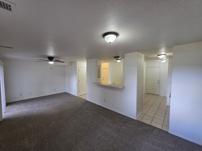 Building Photo - 6452 N Conrad Ln