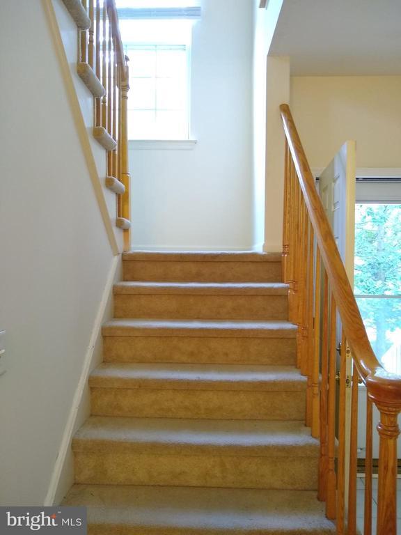 Building Photo - 19 Wordsworth Ct