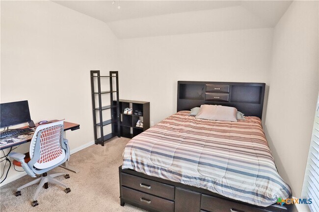 Building Photo - 15523 Birdstone Ln