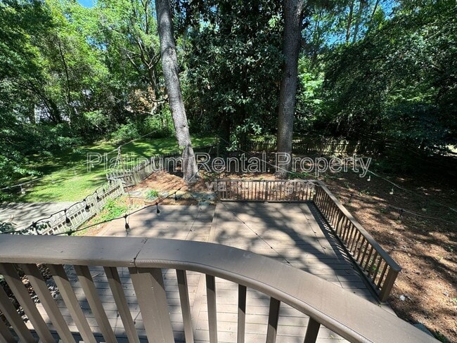 Building Photo - 383 Springdale Dr NE