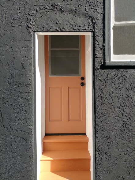 Building Photo - 4517 Gilbert Pl