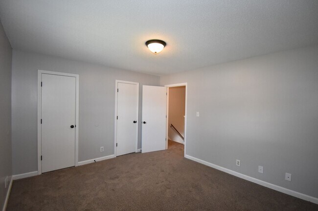 Building Photo - 3264 Tower Dr