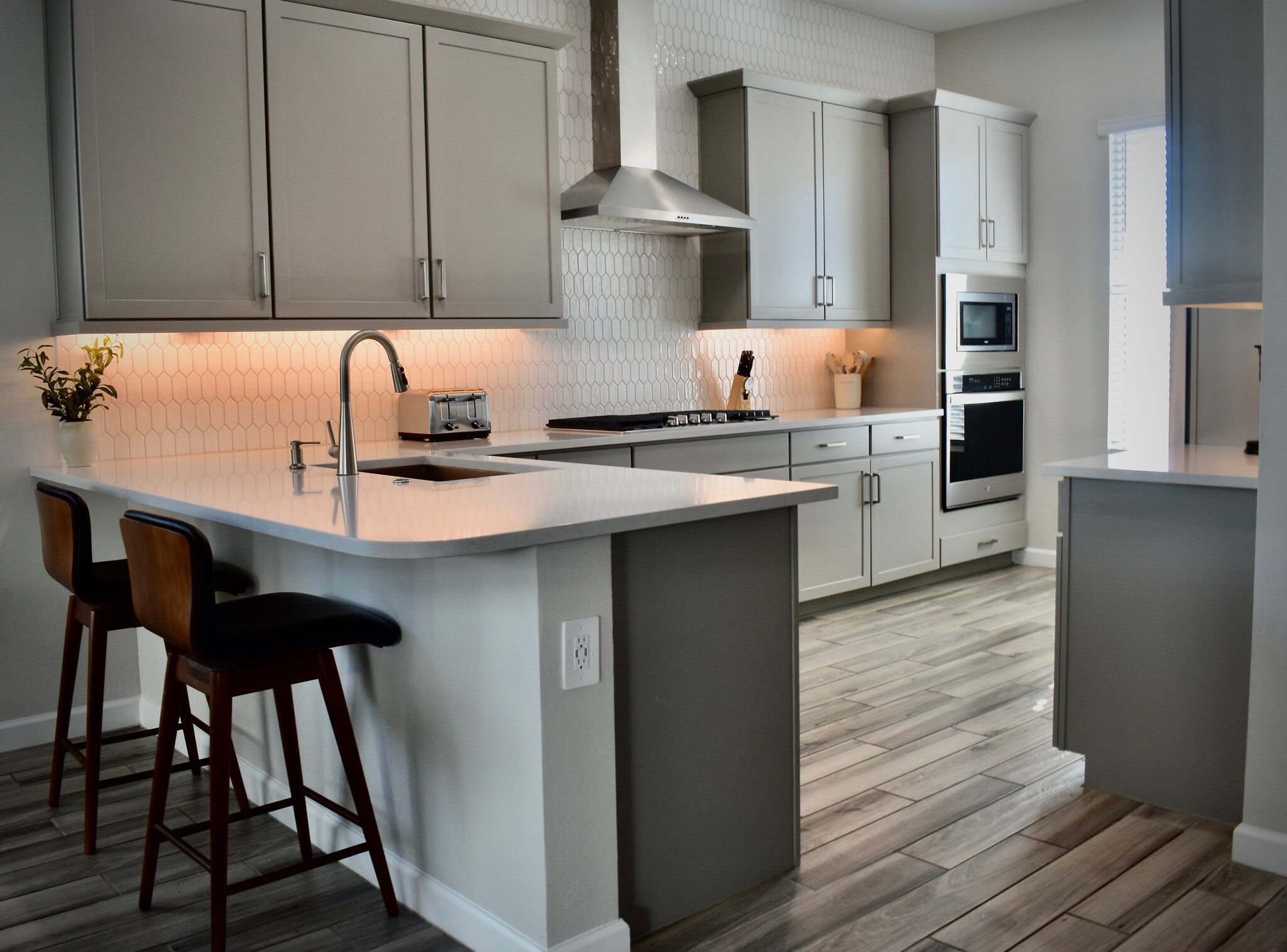 Building Photo - 5128 E Coolbrook Ave