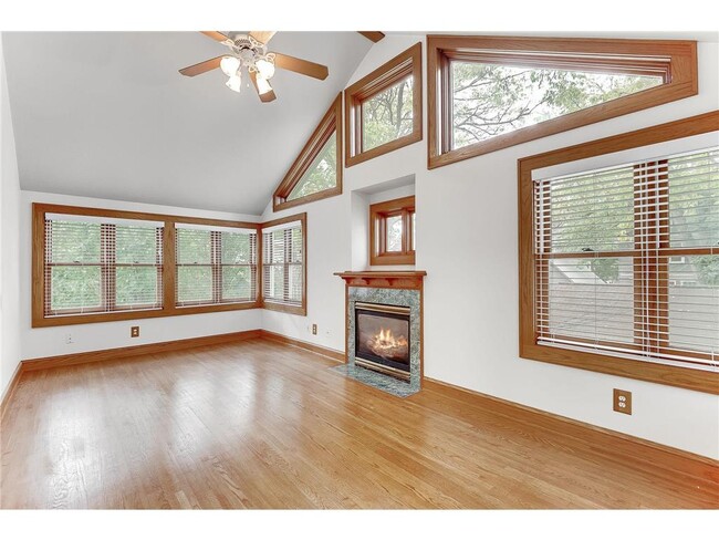 Living Room - 2316 Fremont Ave S