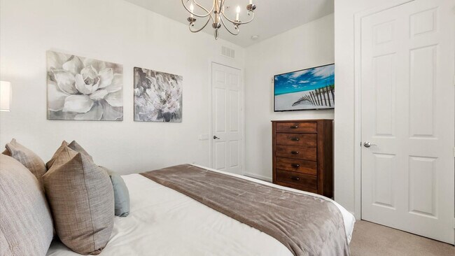 Building Photo - 5048 Shoreway Loop