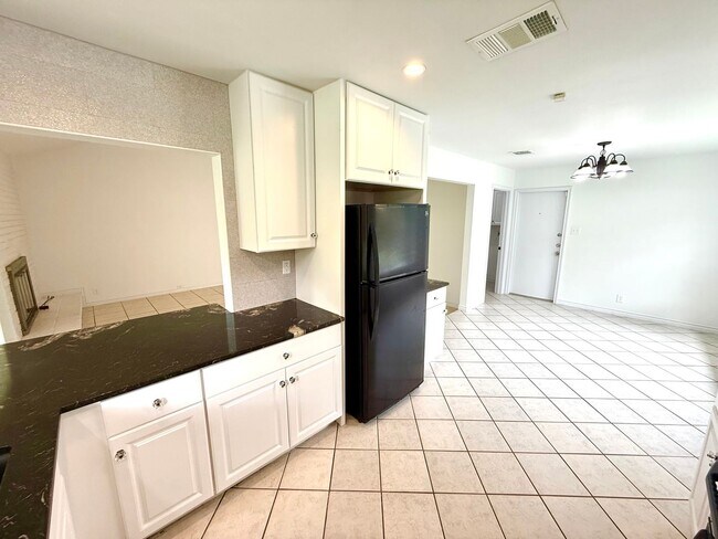 Building Photo - MUST SEE! AVAILABLE NOW! UNIQUE 4 Bedroom/...