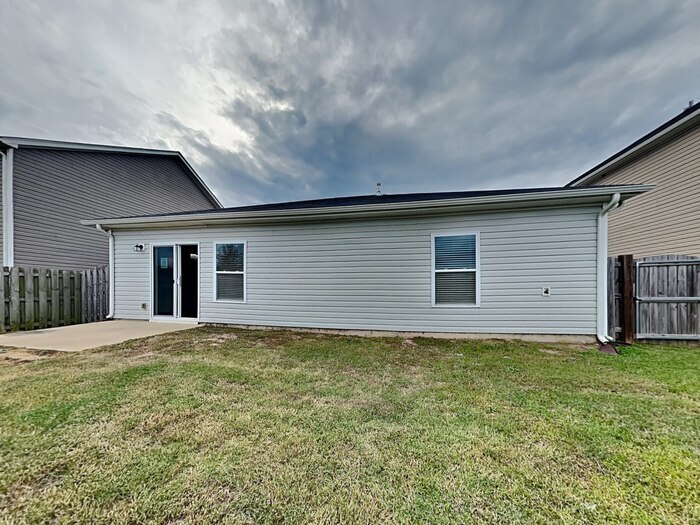 Building Photo - 36 Blue Fescue Way