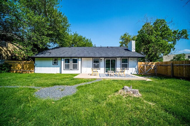 Building Photo - 7500 Rio Pass