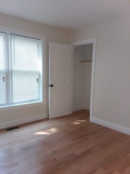 Building Photo - 2 Judge Street Path