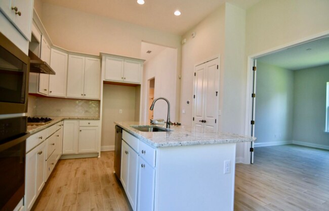 Building Photo - Liberty Cove at Crosswater - 3 Bed - 2 Bat...