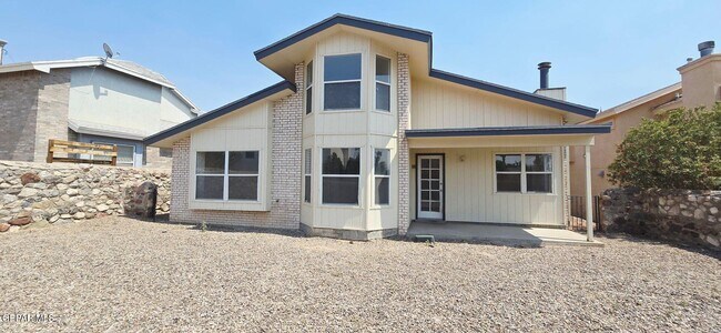 Building Photo - 7123 Oval Rock Dr