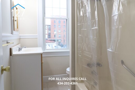 Building Photo - **MOVE-IN SPECIAL** Spacious 3BR Apartment with Central Air, Off-Street Parking & Minutes to Down...