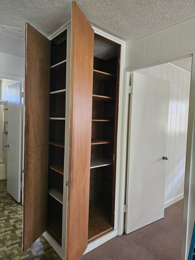 Building Photo - 3 bedroom Unit in Hilo Town