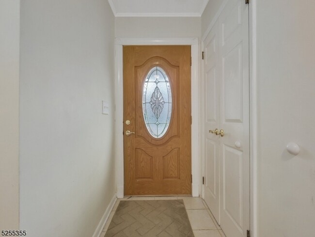 Building Photo - 69 Intervale Rd
