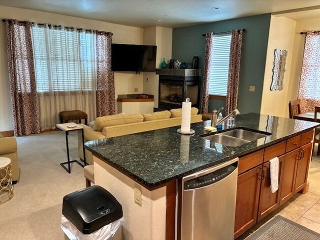 Building Photo - Summer Rental - The Cache at Union Creek #...