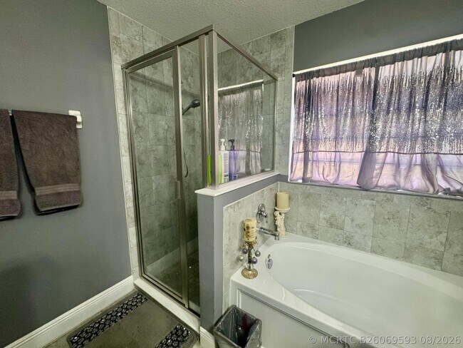 Building Photo - 9621 Rainwood Court