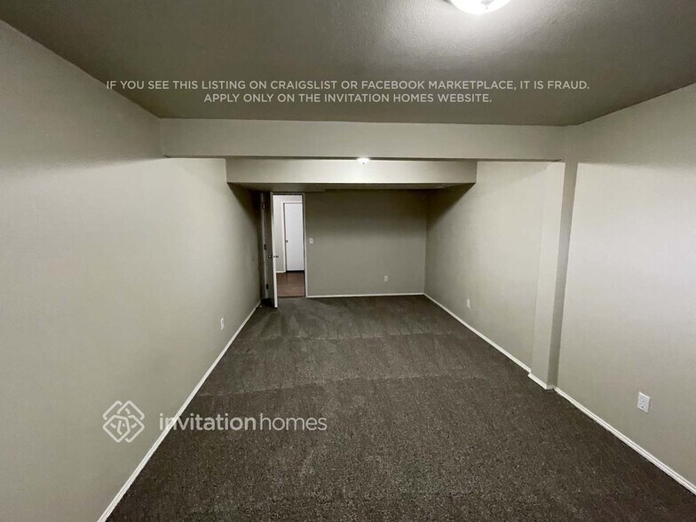 Building Photo - 5008 Norpoint Way NE