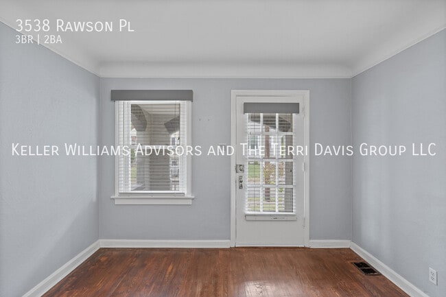 Building Photo - 3538 Rawson Pl