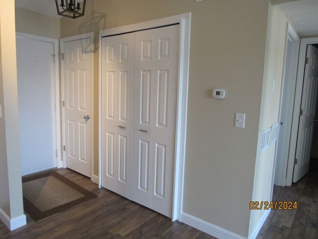 Building Photo - 2 Bedroom Condo in Osage Beach