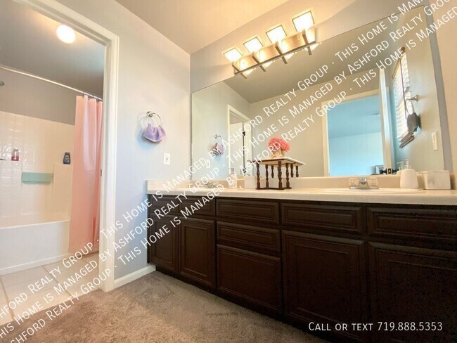 Building Photo - 5241 Mountain Air Cir