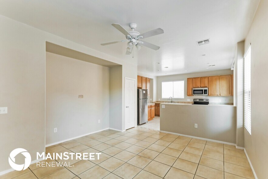 Building Photo - 8044 E Judicial St