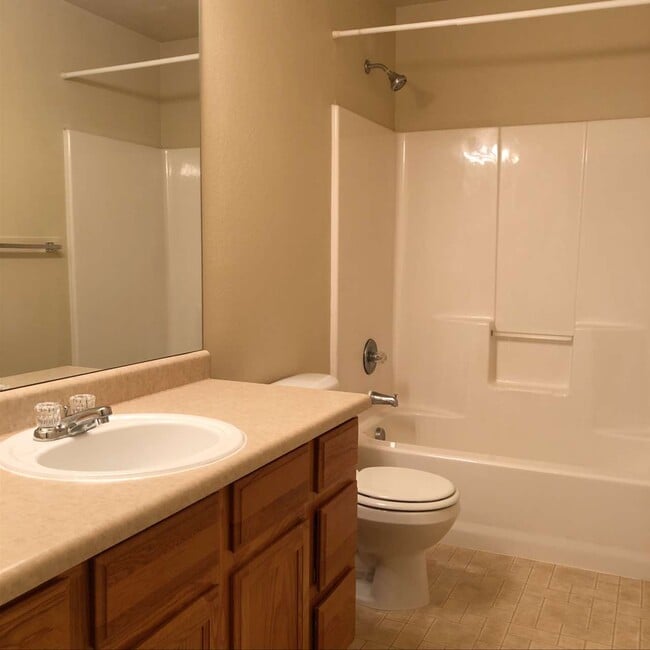 Building Photo - 4533 Starflower Dr