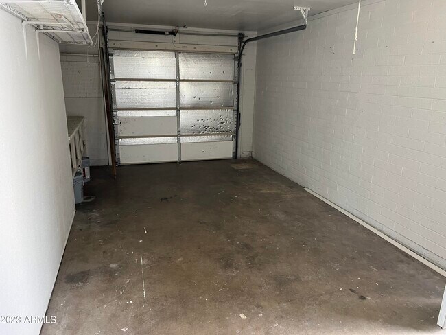 Building Photo - 12611 N 25th Ave