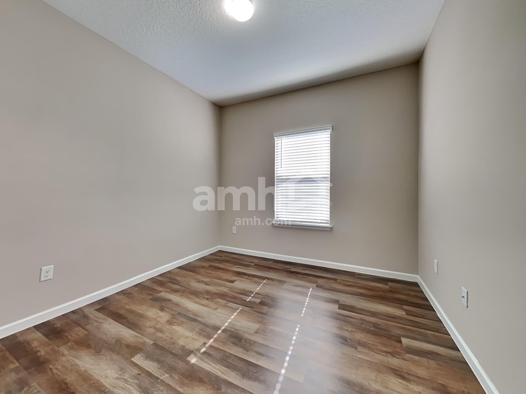 Building Photo - 82 Hemlock Point