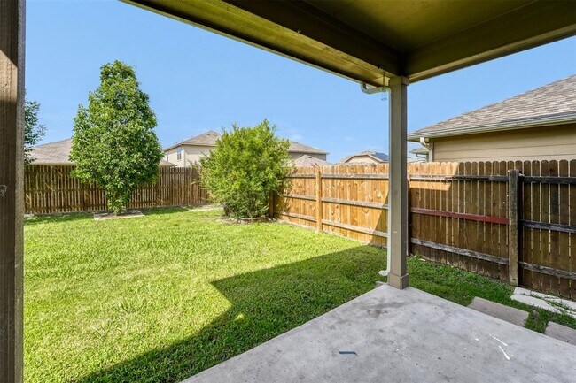 Building Photo - 12116 Walter Vaughn Dr