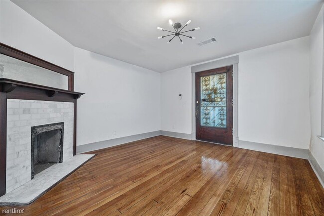 Building Photo - 3 br, 2 bath Duplex - 929 Oglethorpe Avenu...
