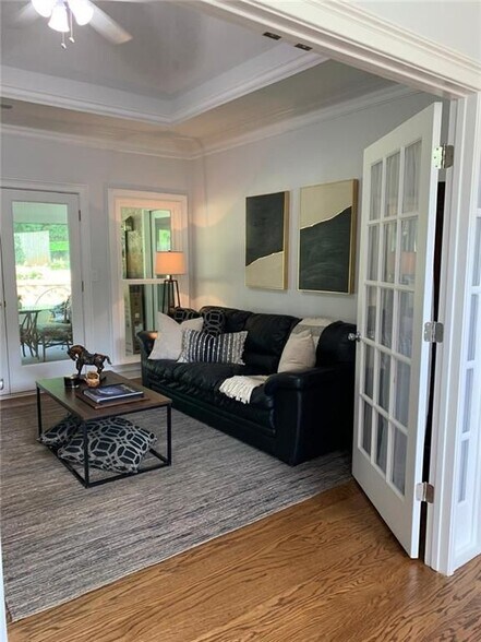 Building Photo - 1230 St Ives Ct