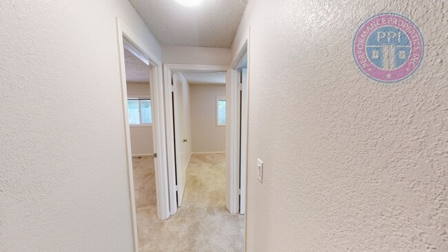 Building Photo - Desirable Tualatin - Central Air! Single L...