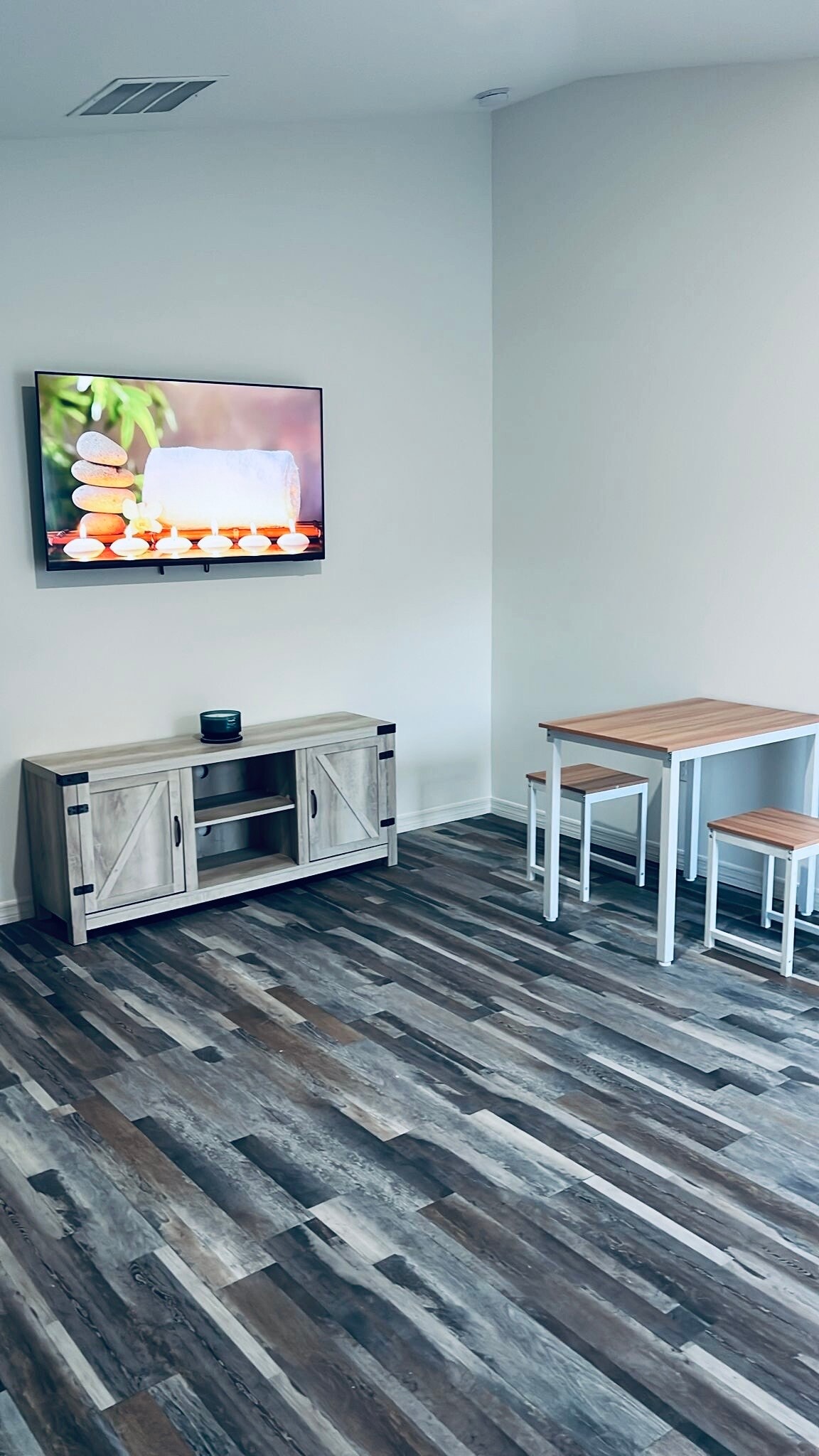 Building Photo - 1534 SW Jacksonville Ave