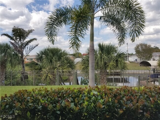 Building Photo - 9358 Palm Island Cir