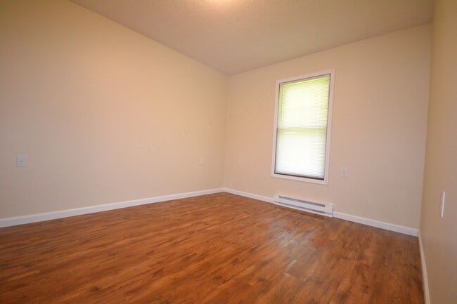 Building Photo - Sommerfield Apartments