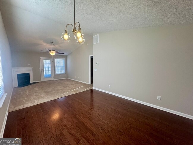 Building Photo - 1653 Summerwoods Cir