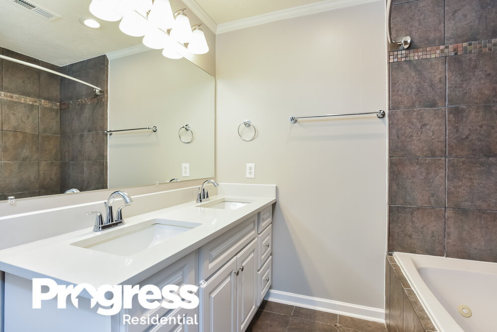 Building Photo - 178 Shiloh Dr