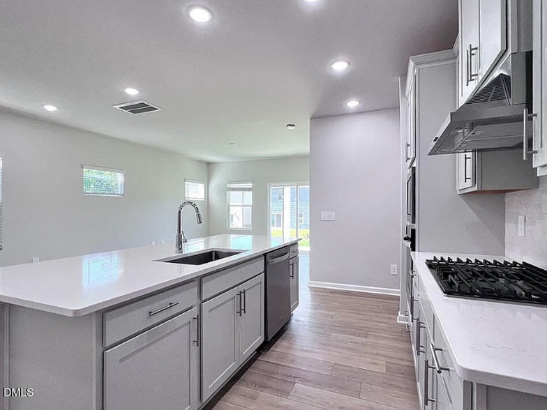 Building Photo - 613 Red River Dr