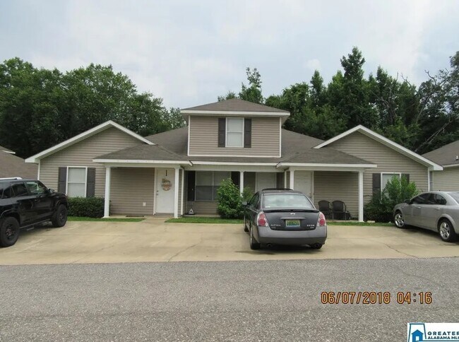 Primary Photo - 121 Jackson Ln