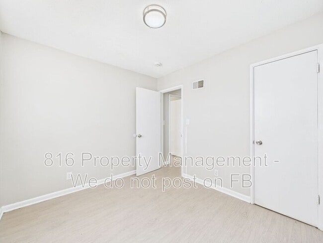 Building Photo - 801 Bannister Rd