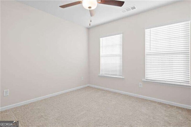 Building Photo - 284 Whitetail Cir