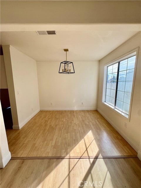 Building Photo - 5002 W 142nd St