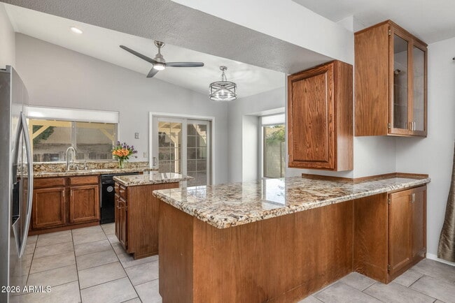 Building Photo - 9440 S 44th St