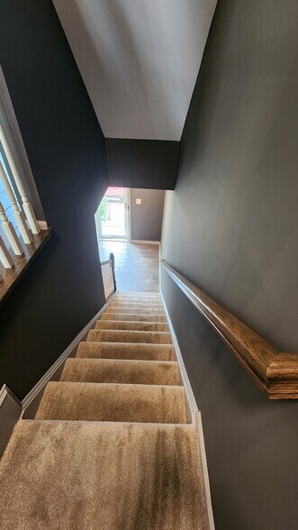 Building Photo - 9555 Weshurst Ln