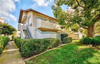 Building Photo - 35 Oxford